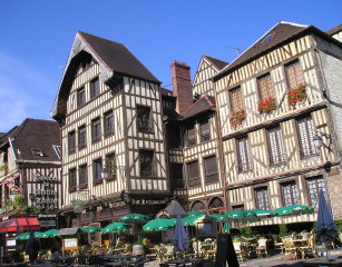 Troyes