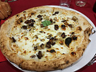 Pizzeria Santa Johnny food