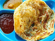 Yong Roti Canai food