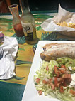 Los Tres Amigos food