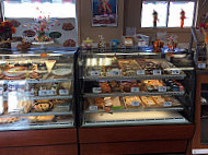 Aversa's Italian Bakery food