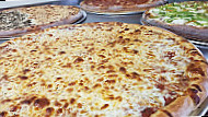 Vinnie's Pizzaria food