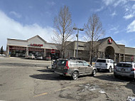 Bottle Pass Liquors outside