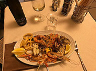 Sapore Di Mare food