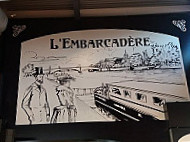 L'embarcadere inside