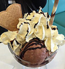 Sundaes Ice Cream Parlour food