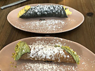 Eat Cannoli food