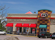 Kentucky Fried Chicken/A & W outside