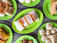 Zǔ Chuán Quán Báo Bǐng Popiah@ Medan Selera Tun Tuah food