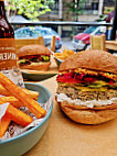 Sukka Burger food