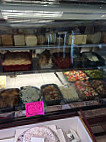 Larry's Deli food