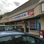 Henderson Burgers & Subs outside