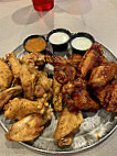 Pluckers Wing food