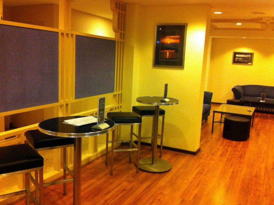 restaurant image