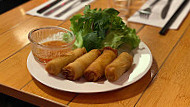 Le Petit Laotien food