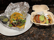 Suazos Tacos food