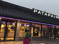 Patàpain outside