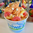 U-swirl Frozen Yogurt food