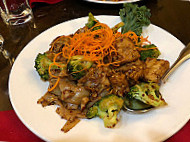 Nicky's Thai Kitchen food