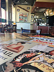 Wingstop inside