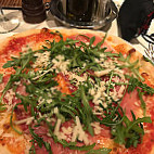 Dolce Vita Pizzeria St. Anton food