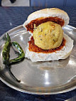 Shree Krishna Vada Pav food