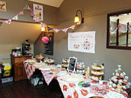 The Narrow Boat inside