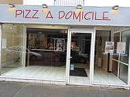 Pizz'a Domicile outside