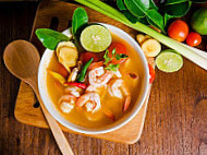 Iris Tomyam food