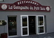 La Guinguette outside