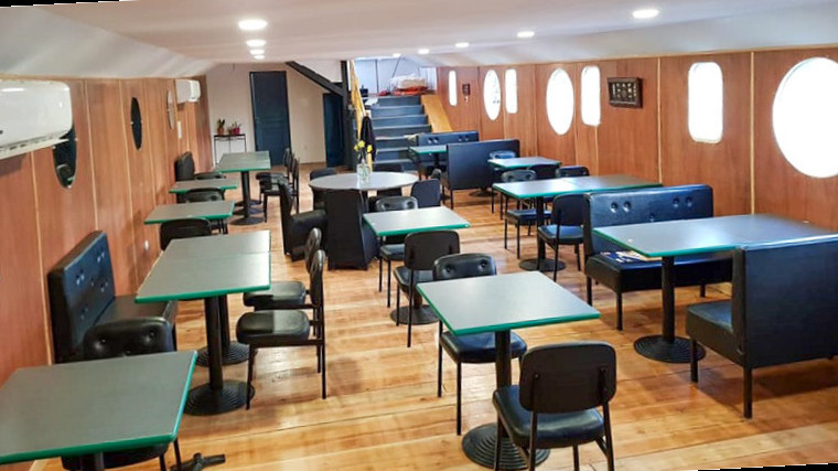 restaurant image