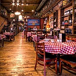 Vinny Vanucchi's 'Little Italy' - Dubuque inside