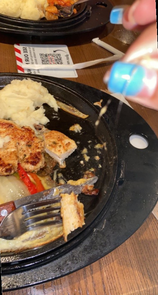 restaurant image