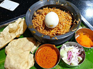 Vaapa Claypot Basmathi food