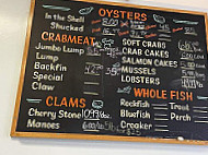 Crabknockers Seafood Market menu