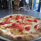 Pomodoro Pizza food