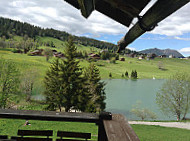 Le Chalet du Lac outside