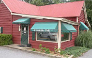 Creekside Deli outside