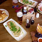 The Cricketers food