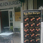 Big Ben Burger inside