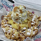 Funnel Cake Queen /boricuajax Cafe food