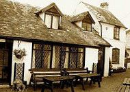 The Duck Inn outside