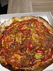 D'Elise Pizza food