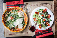 Pizzeria Trionfo food