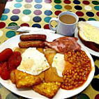 The Full Monty Cafe food