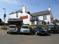 Loddiswell Inn outside