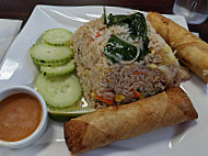 Thao's Thai And Deli food