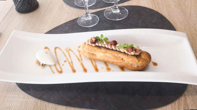restaurant image