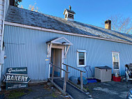 Grahame's Bakery outside