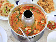 Juara Tomyam Seafood food